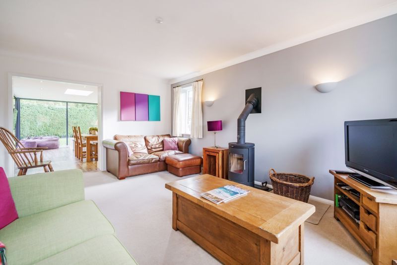 4 bed detached house for sale in Frogmore Close, Hughenden Valley, High