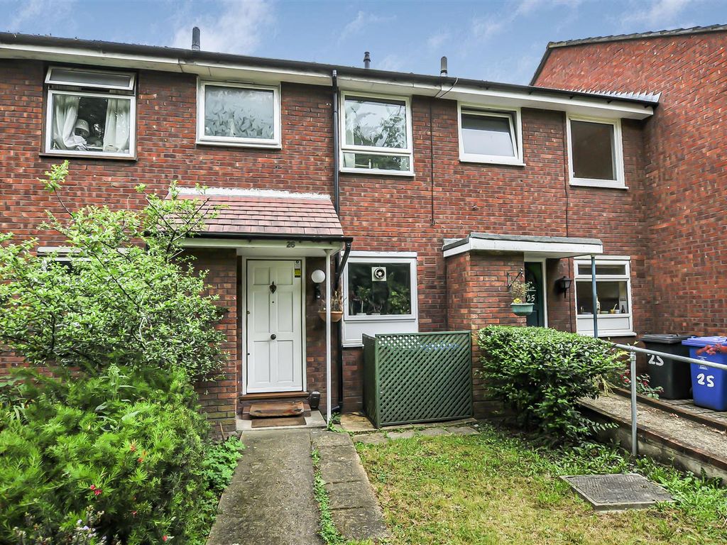 2 bed terraced house for sale in Stephenson Drive, Windsor SL4, £475,000 Zoopla