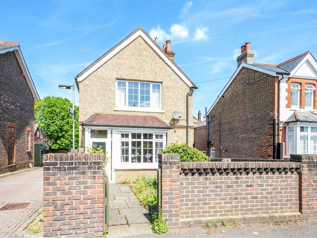 2 bed detached house for sale in Blackborough Road, Reigate RH2, £550,000 Zoopla