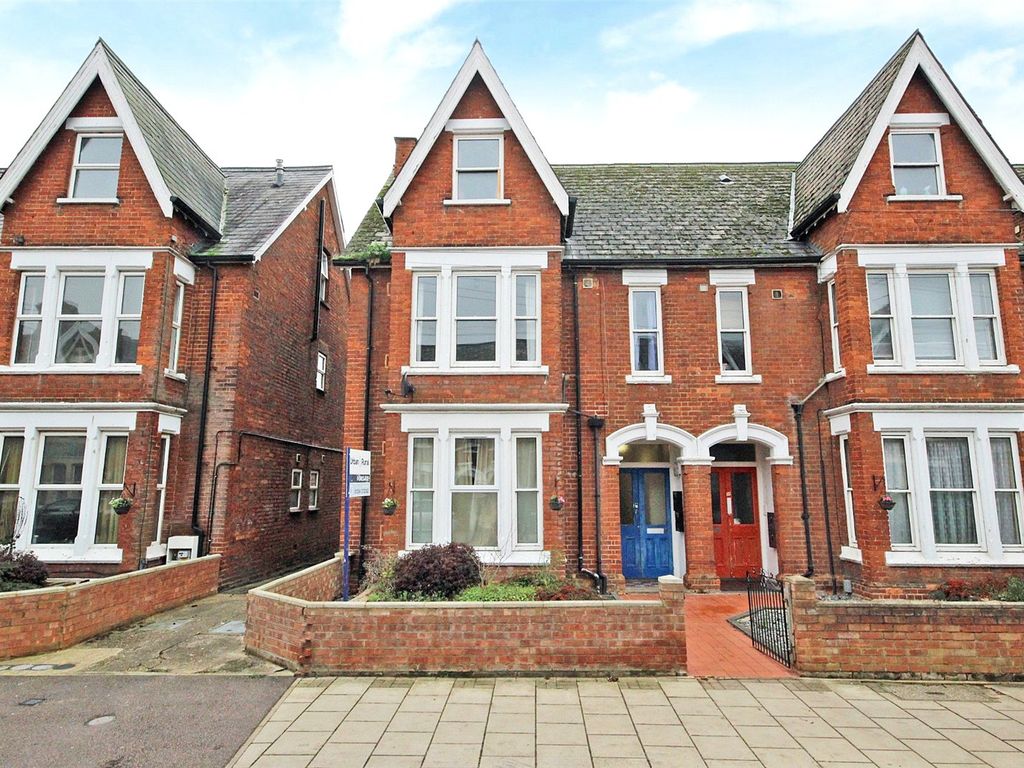St. Augustines Road, Bedford, Bedfordshire MK40  