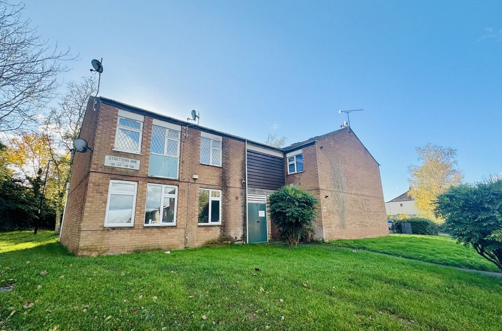 2 bed flat for sale in Stretton Avenue, Coventry CV3, £100,000 Zoopla
