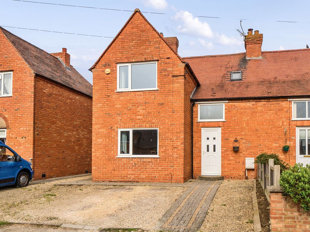 3 bed semidetached house for sale in Byron Road, Cheltenham