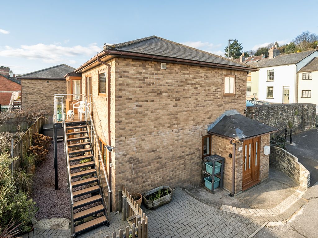 4 bed detached house for sale in Mary Street, Bovey Tracey, Newton Abbot TQ13, £375,000 Zoopla