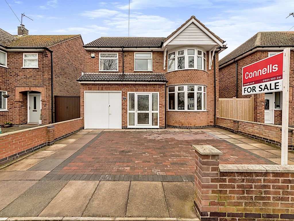 4 bed detached house for sale in Queniborough Road, Queniborough