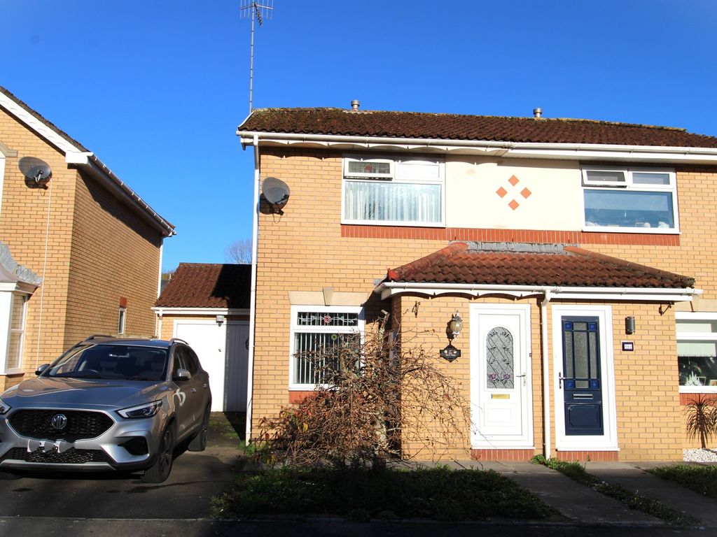 2 bed semidetached house for sale in ParcTynYWaun, Llangynwyd