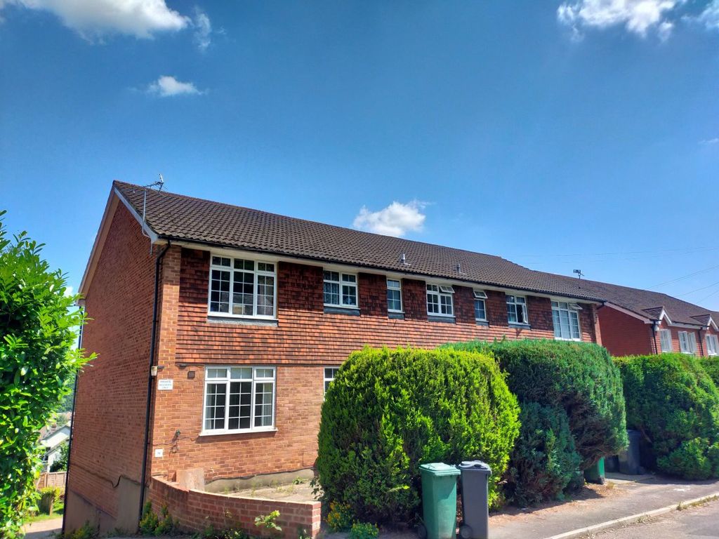 1 bed flat to rent in Garibaldi Road, Redhill RH1 Zoopla