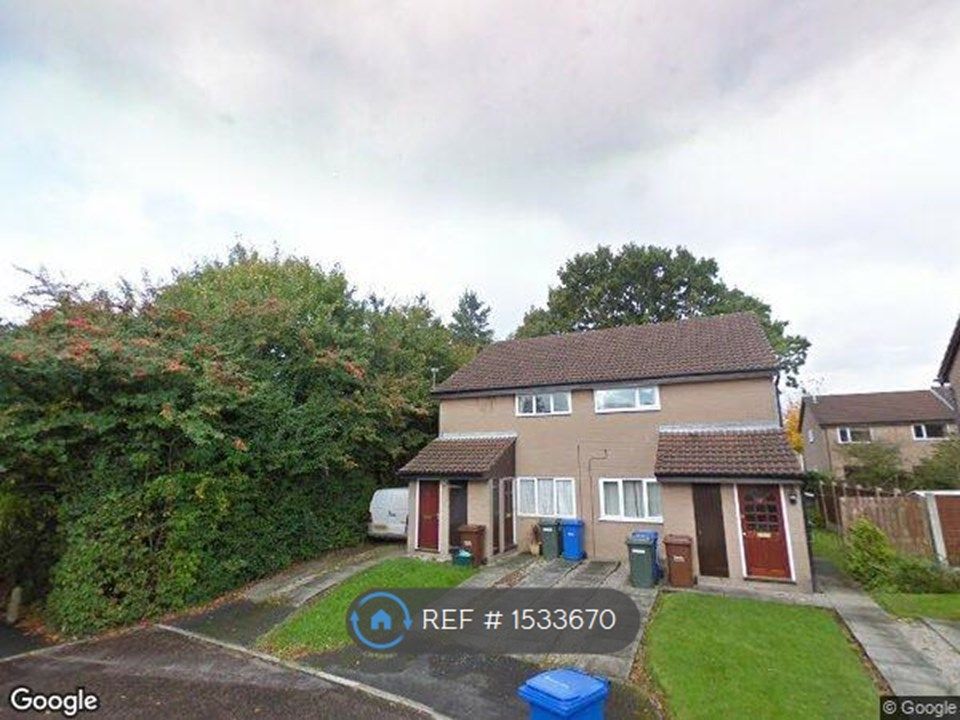 Studio to rent in Oak Croft, ClaytonLeWoods, Chorley PR6 Zoopla