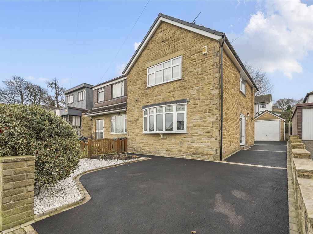 3 bed semidetached house for sale in Grange Park Road, Bingley, West