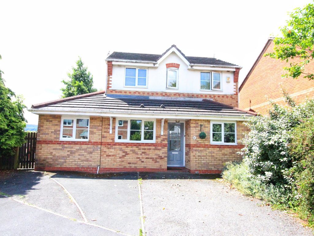 4 bed detached house for sale in Lords Crescent, Lower Darwen, Darwen