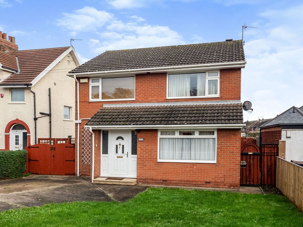 4 bed detached house for sale in Anlaby Park Road South, Hull, East