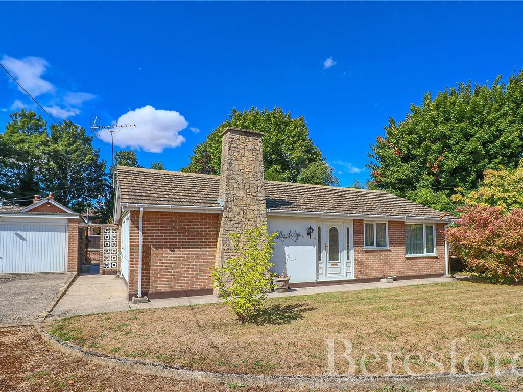 3 bed bungalow for sale in Hatfield Road, Witham CM8 Zoopla