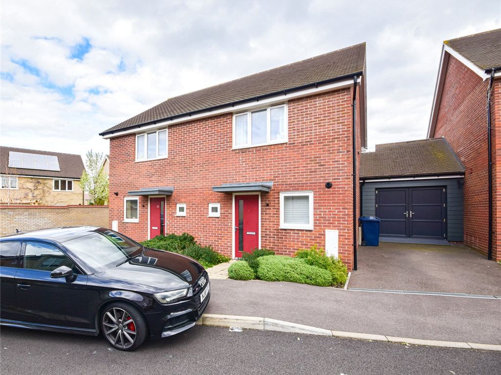 2 bed terraced house to rent in Bisley Crescent, Upper Cambourne