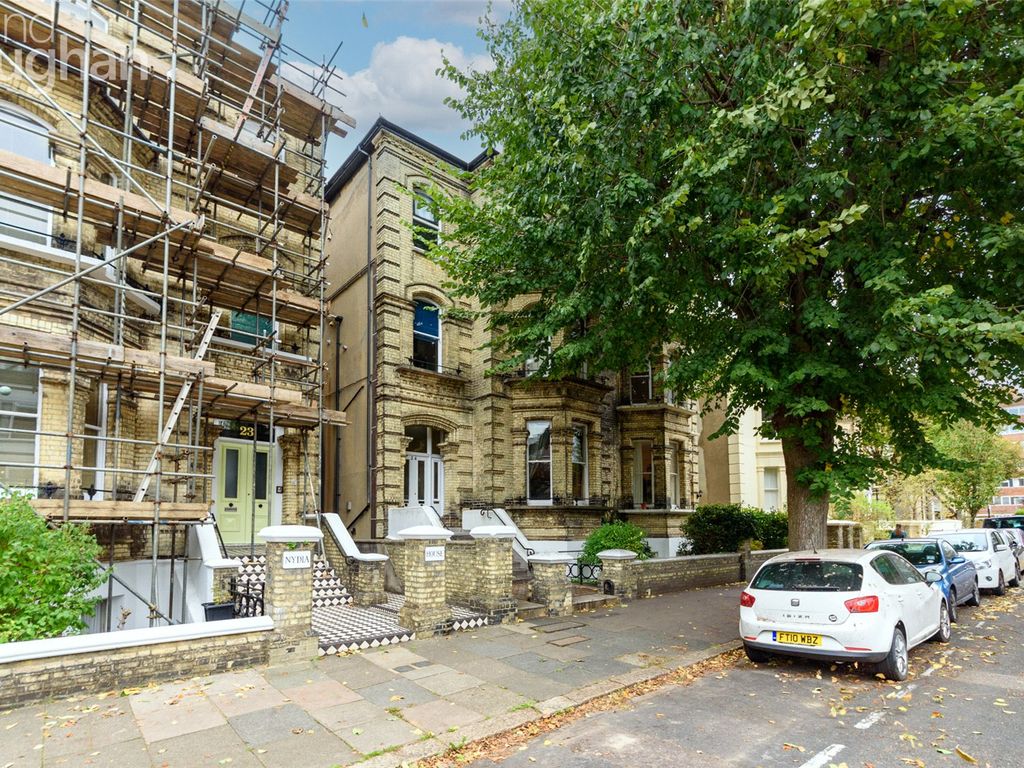 Salisbury Road, Hove BN3