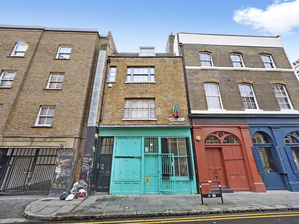 Commercial property to let in Cheshire Street, Shoreditch E2, £35,000