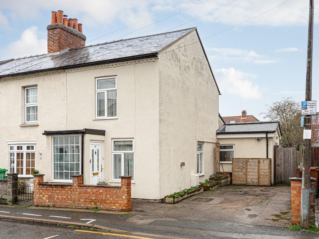 2 bed end terrace house for sale in Longfellow Road, Worcester Park KT4