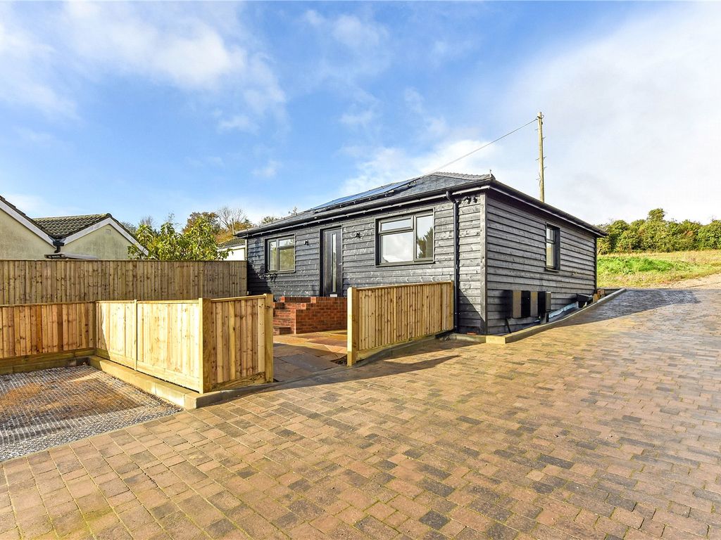 New home, 2 bed bungalow for sale in White Dirt Lane, Catherington, Hants PO8, £425,000 Zoopla