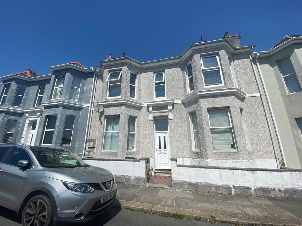 2 bed flat to rent in Knighton Road, Plymouth PL4, £900 pcm Zoopla