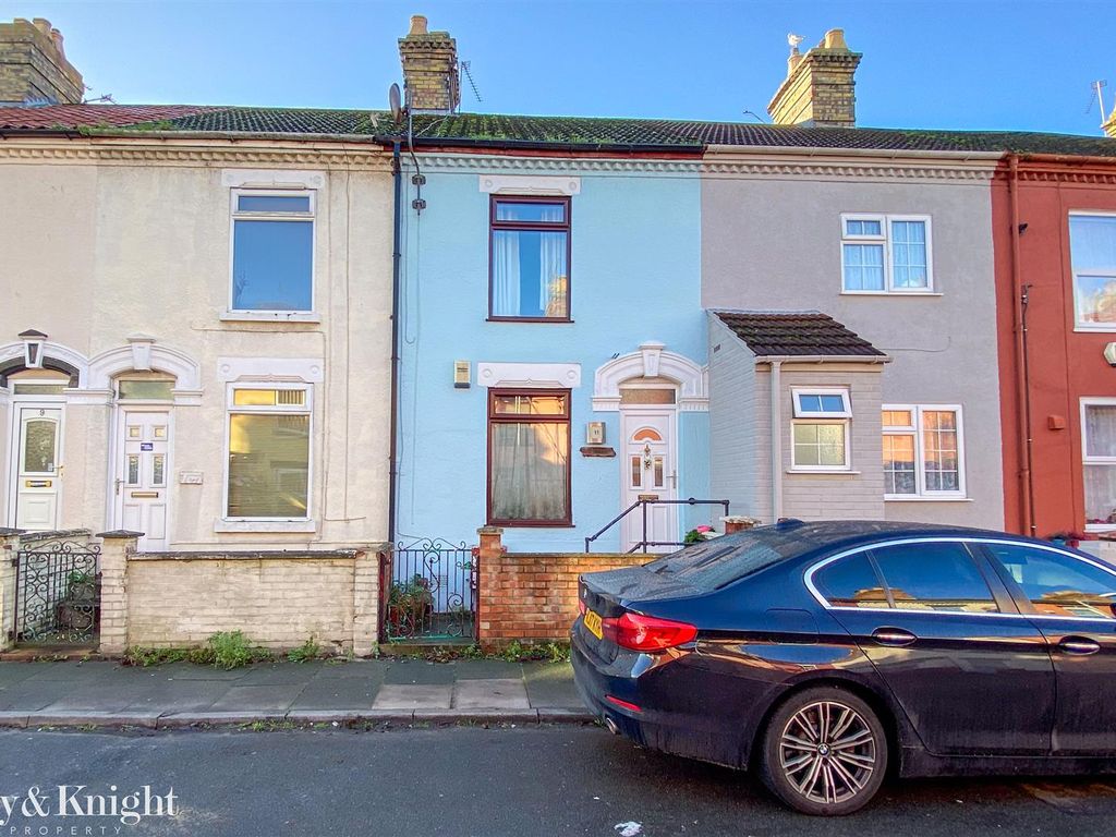2 bed terraced house for sale in Granville Road, Great Yarmouth NR31, £