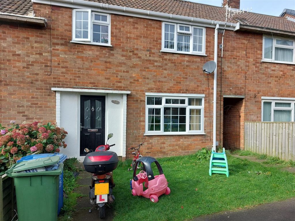 3 bed terraced house for sale in Northwold Road, Eastfield, Scarborough