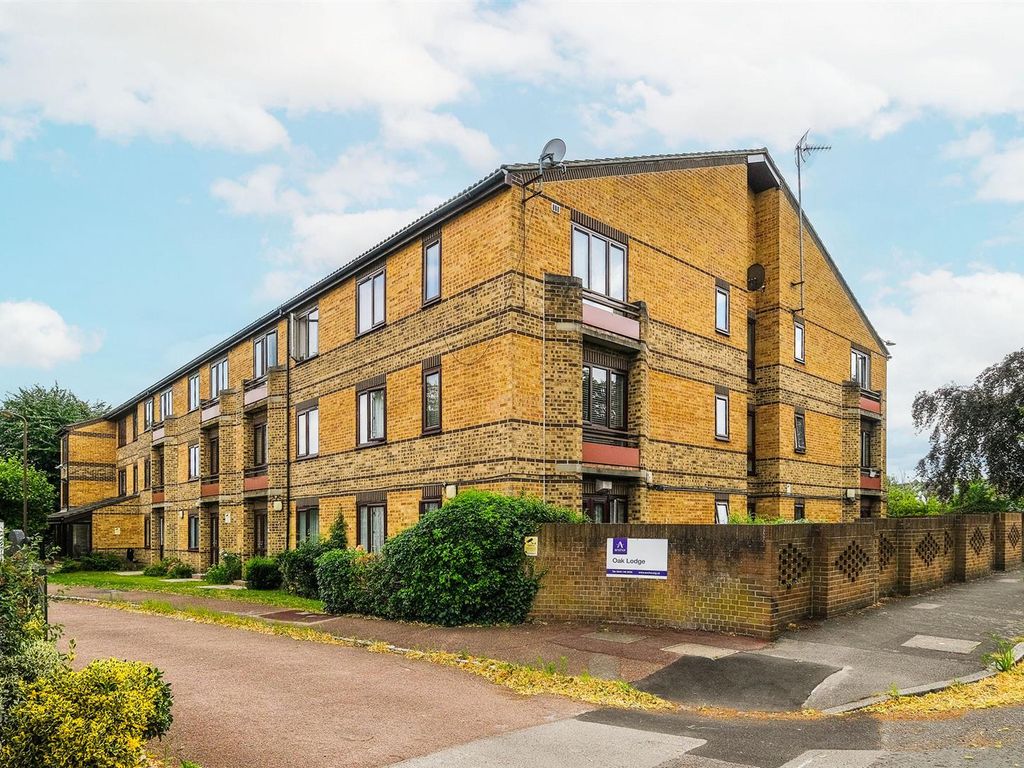 1 bed flat for sale in Oak Lodge, Cambridge Road, Wanstead E11 Zoopla