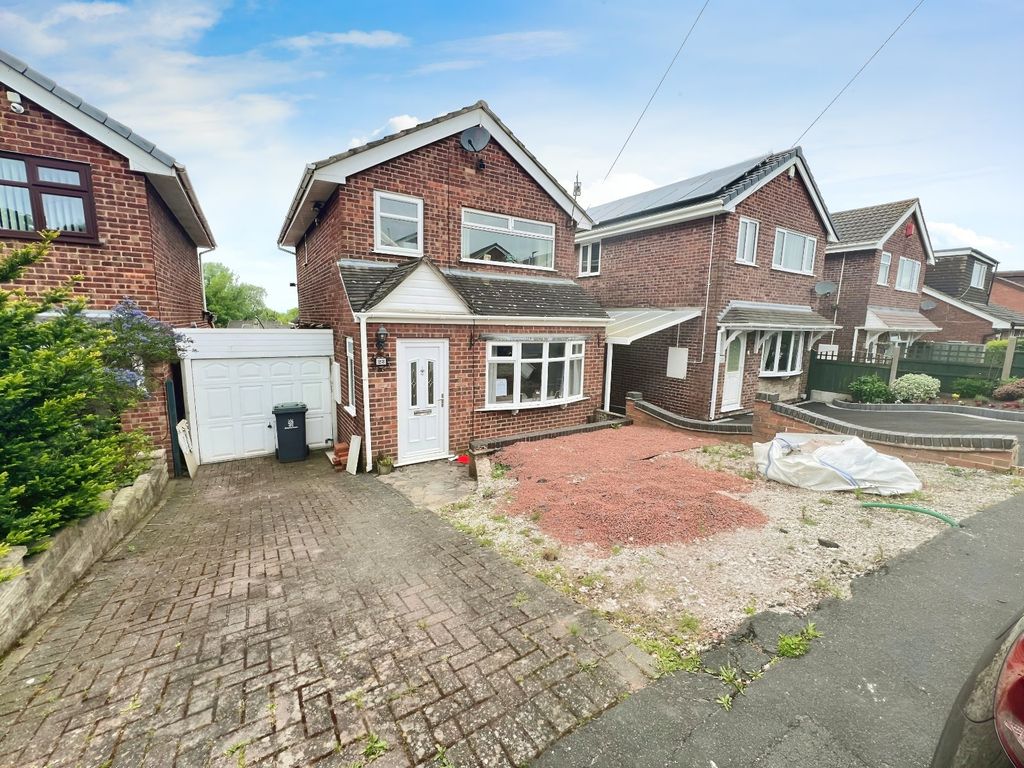 3 bed detached house for sale in Drake Close, StokeOnTrent