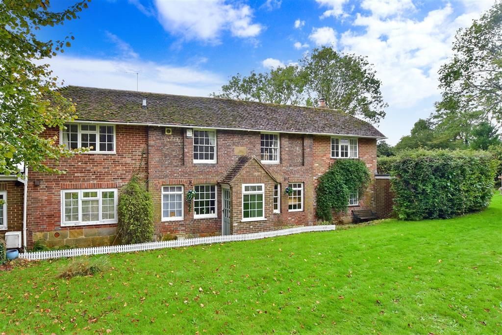 5 bed detached house for sale in High Street, Maresfield, Uckfield