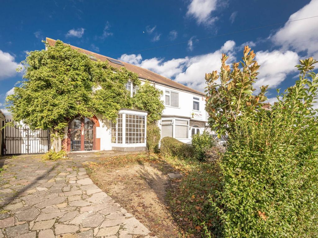 4 bed semidetached house for sale in College Hill Road, Harrow Weald