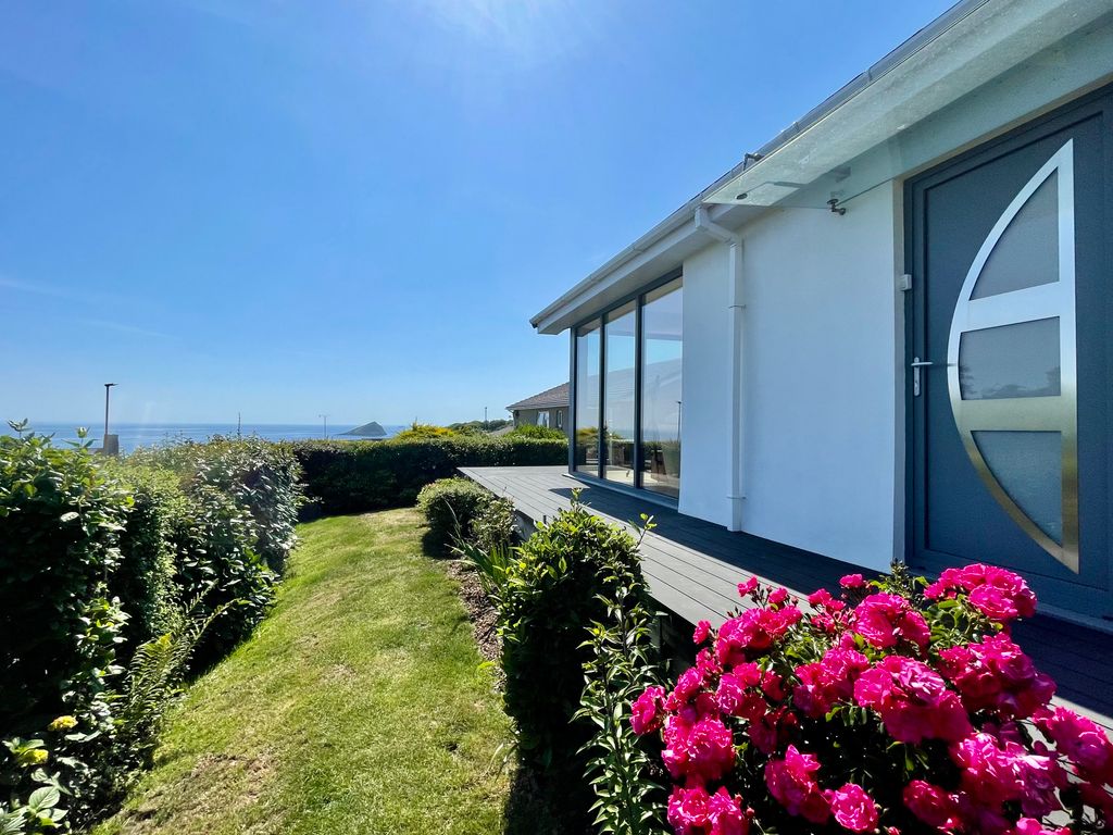 3 bed detached bungalow to rent in Southland Park Road, Wembury