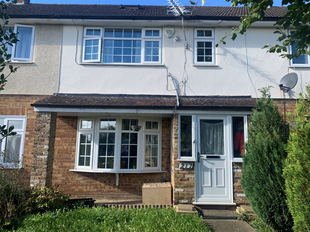 3 bed terraced house to rent in Sipson Lane, Sipson, West Drayton UB7