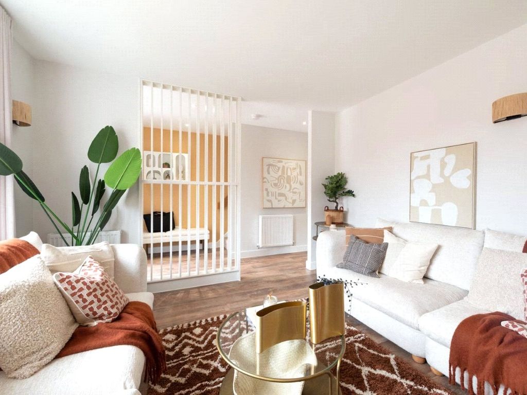 4 bed detached house to rent in Firenza Avenue, Ellesmere Port