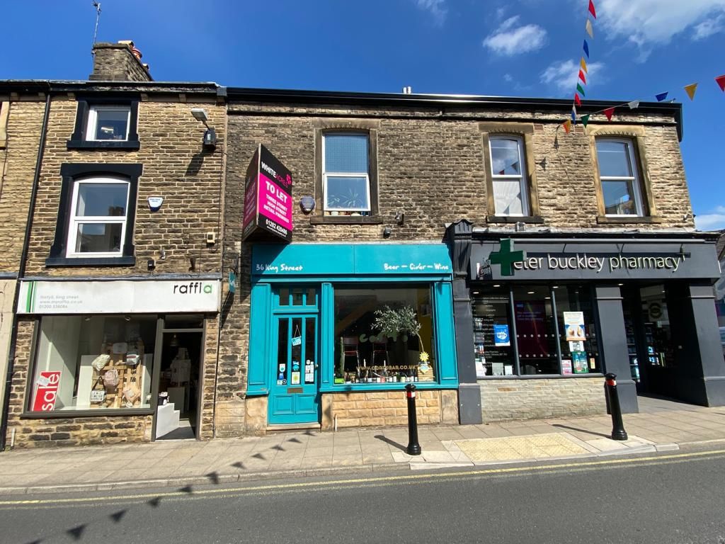 Retail premises to let in 36 King Street, Clitheroe, Lancashire BB7, £