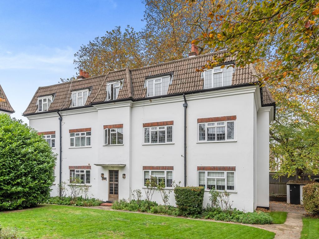 2 bed flat for sale in Dainton Close, Bromley BR1 Zoopla