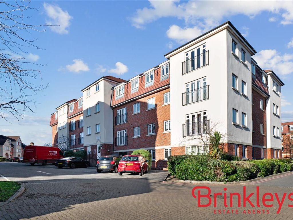 1 bed flat for sale in Field House, 40 Schoolgate Drive, Morden SM4, £