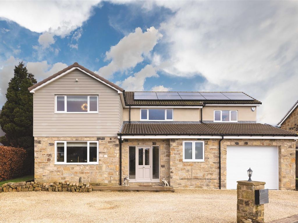 5 bed detached house for sale in Congreve Approach, Bardsey, Leeds LS17