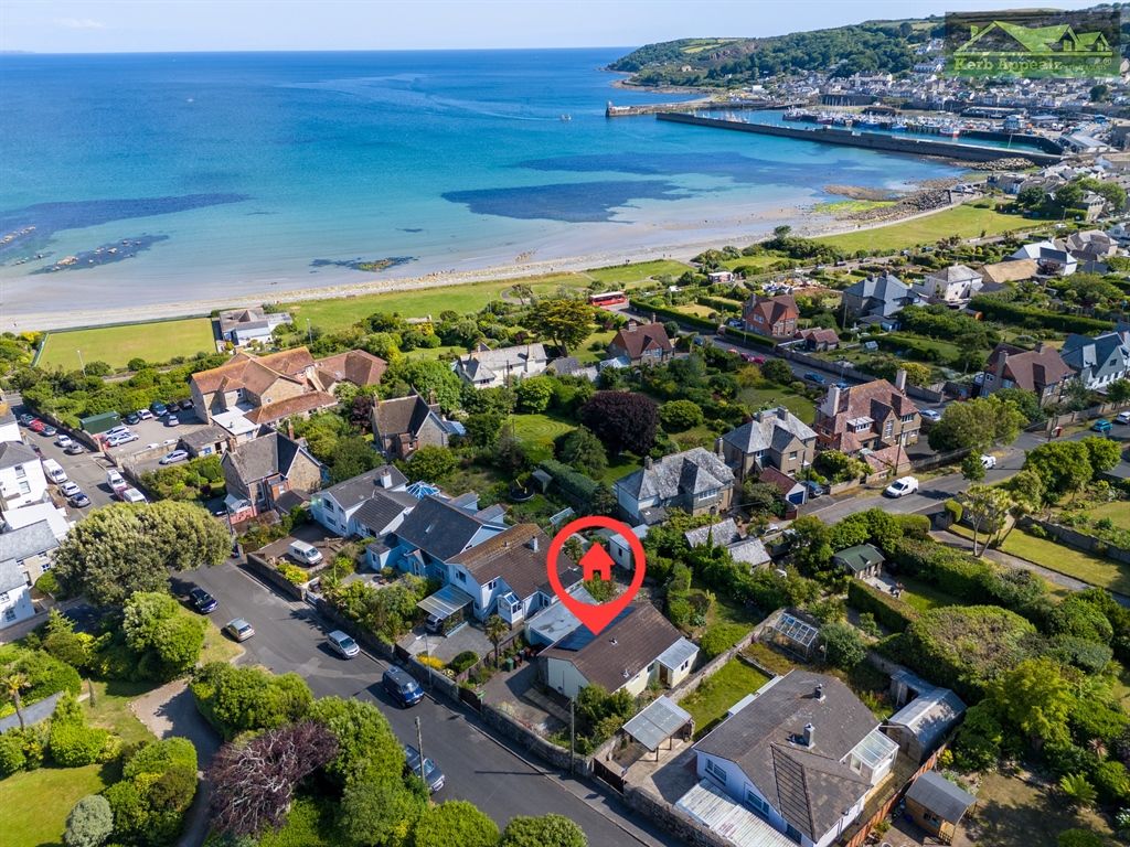 2 bed detached bungalow for sale in Laregan Hill, Penzance TR18, £