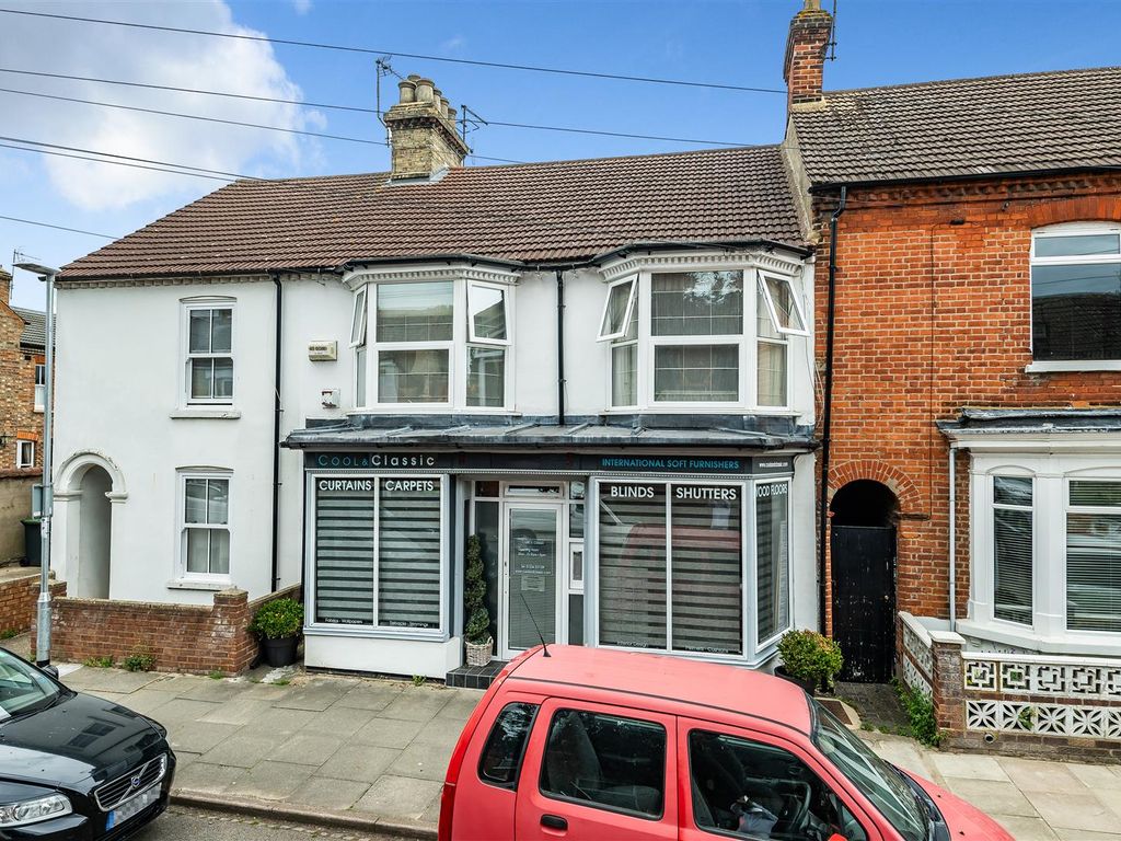 Howbury Street, Bedford MK40  