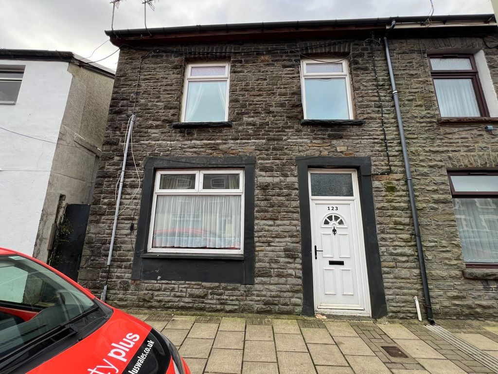 4 bed semidetached house for sale in Trehafod Road Pontypridd , Pontypridd CF37, £99,950 Zoopla