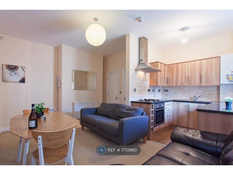 2 bed flat to rent in Kentwood Hill, Tilehurst, Reading RG31 Zoopla