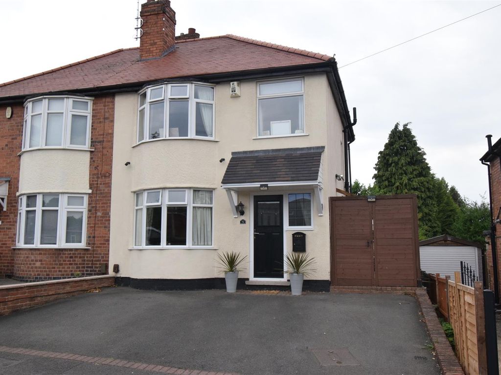 3 bed semidetached house for sale in Constable Lane, Littleover, Derby
