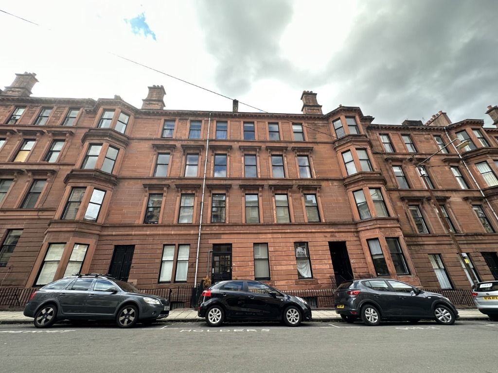 5 bed flat to rent in Kersland Street, Hillhead, Glasgow G12 Zoopla