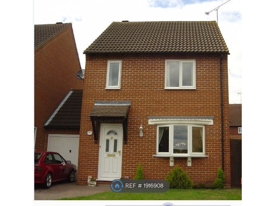 3 bed detached house to rent in Warnsham Close, Lower Earley, Reading