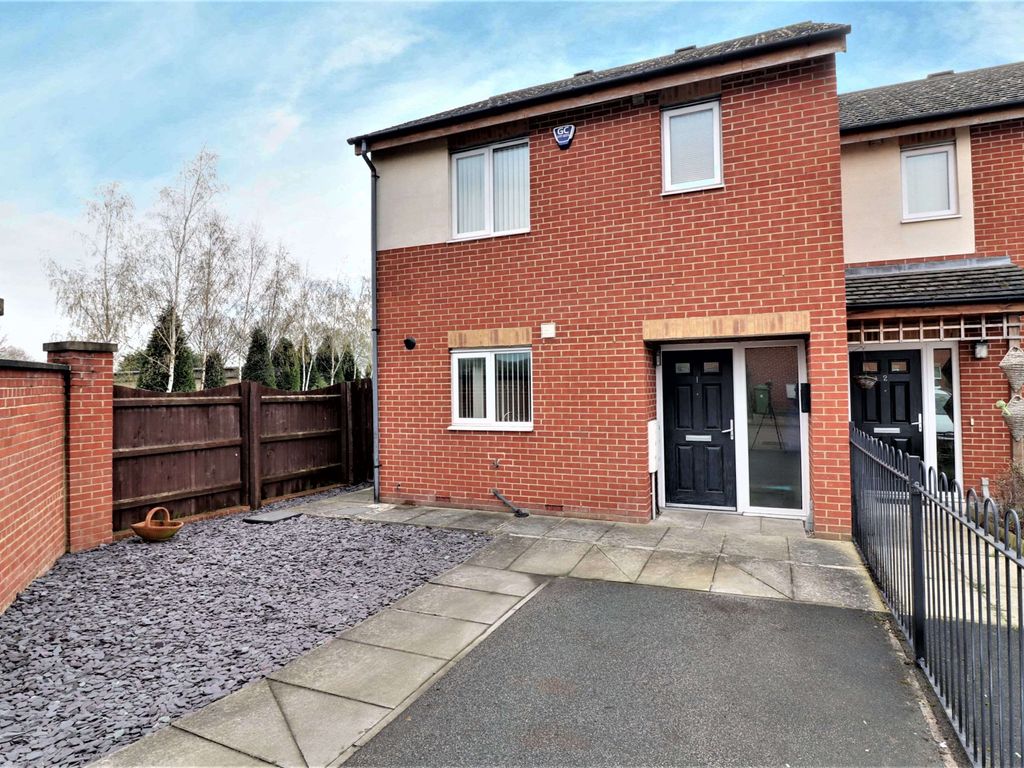 3 bed semidetached house for sale in Danby Court, Robin Hood