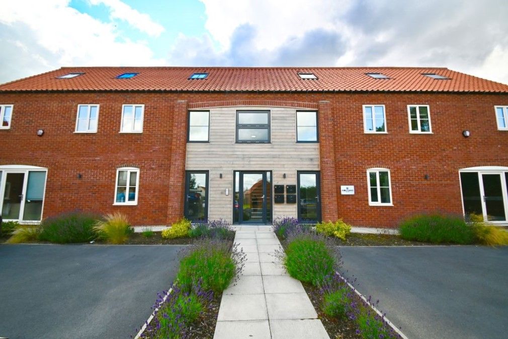 1 bed to rent in Wesleyan Court, Everton, Doncaster DN10, £1,200 pcm Zoopla