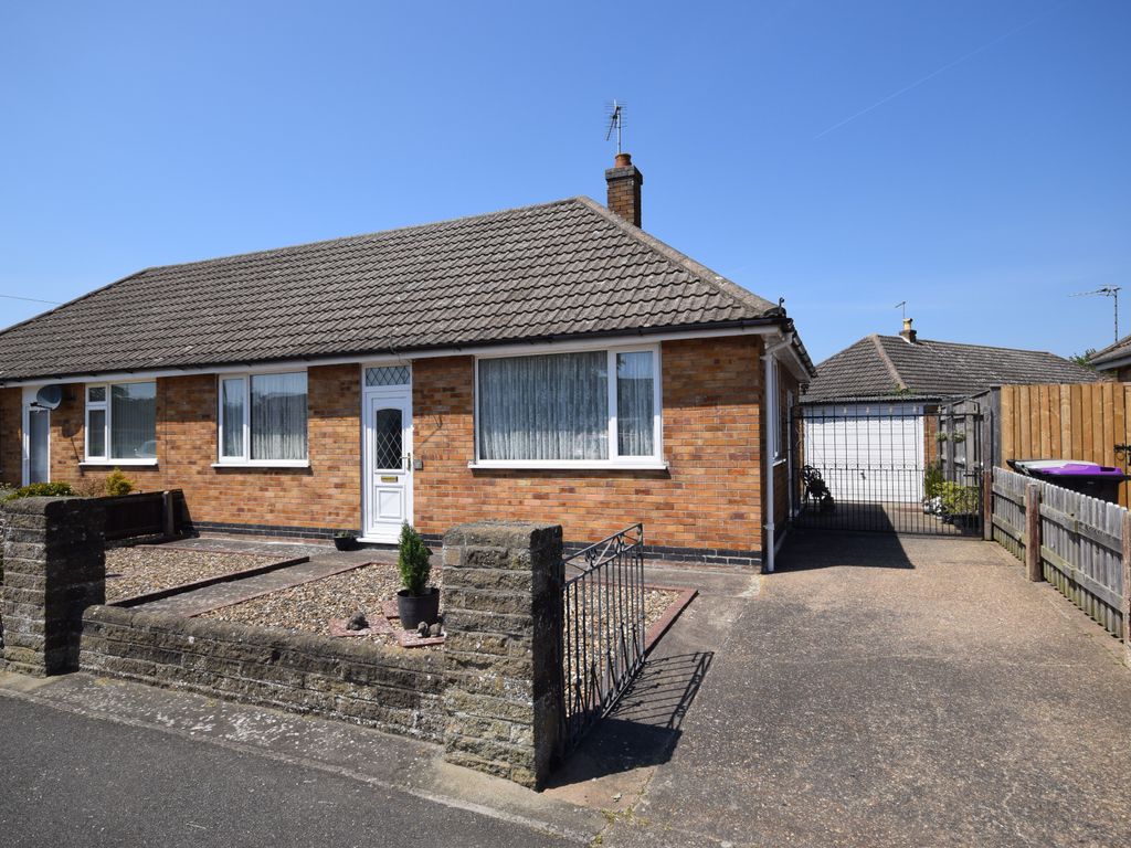 2 bed semidetached bungalow for sale in Kennedy Avenue, Skegness PE25