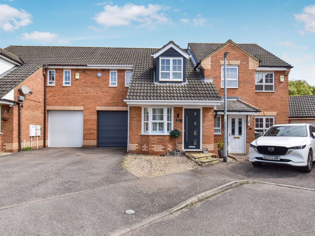 3 bed terraced house for sale in Wingfield Drive, Potton, Sandy SG19