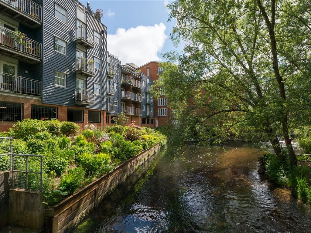 2 bed flat for sale in Barton Mill Road, Canterbury CT1 Zoopla