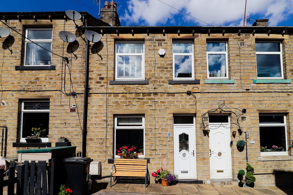 3 bed terraced house for sale in Northgate, Holywell Green, Halifax HX4 Zoopla