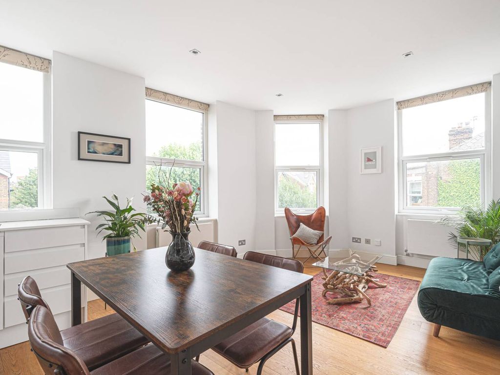 2 bed flat for sale in Hemstal Road, West Hampstead, London NW6 Zoopla