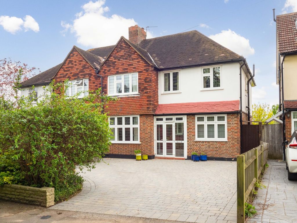 4 bed semidetached house for sale in Cheam Road, Cheam, Sutton SM1, £