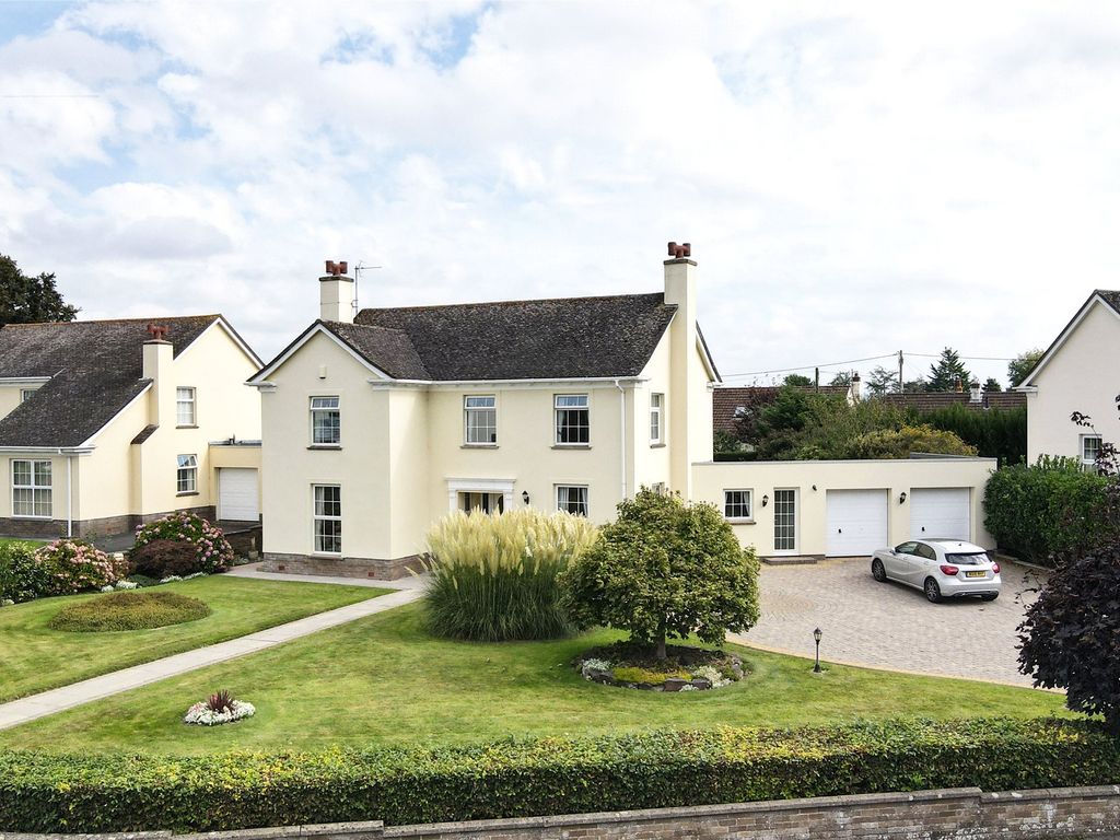 4 bed detached house for sale in Lower Cross Road, Bickington